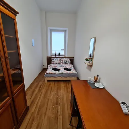 Fantastic-inn - Czackiego * Varšava