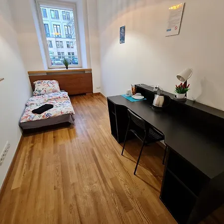 Fantastic-inn - Czackiego * ワルシャワ