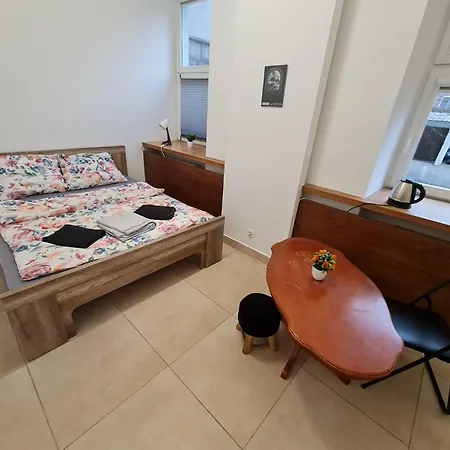 Fantastic-inn - Czackiego * Varšava